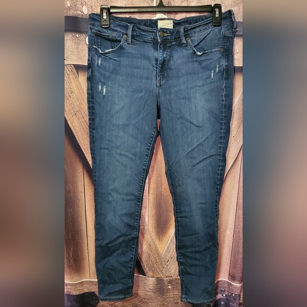 B2G1F Universal Thread Goods Co, Womens 10/30R Skinny Jeans